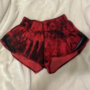 Lululemon Hotty Hot Low-Rise Lined 2.5” Shorts